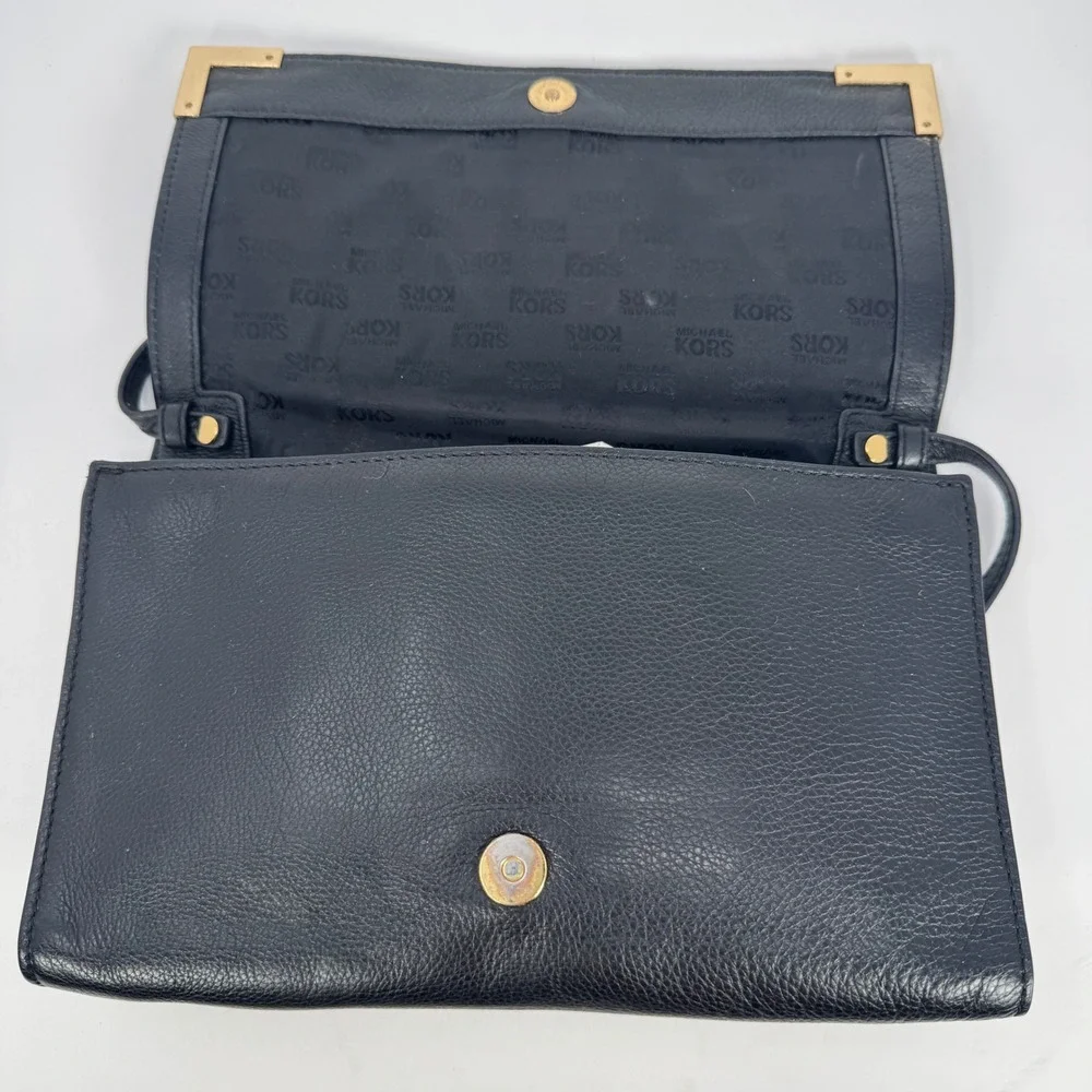 Michael Kors Black Leather Shoulder Bag Gold Hardware Clutch‎ Removable Strap